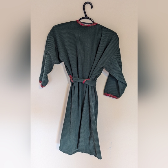 Green Kids Robe with Bear Patch - Youth Size 14-16 - Picture 3 of 3
